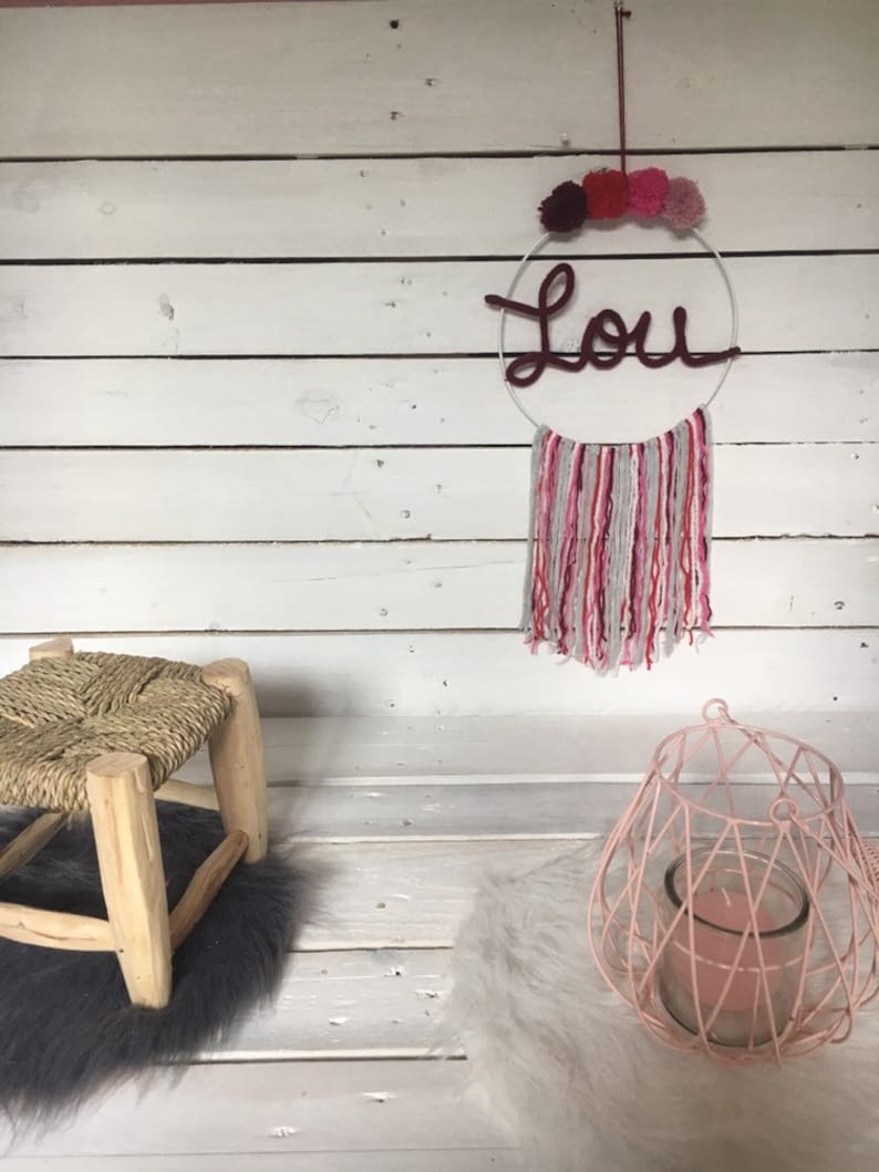 Knitting with 4 TASSELS to customize initials dream catcher