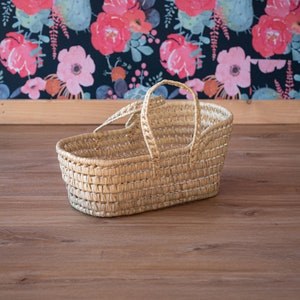 Palm leaf couffin for doll