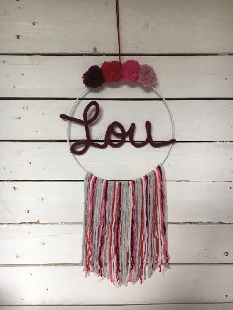 Knitting with 4 TASSELS to customize initials dream catcher