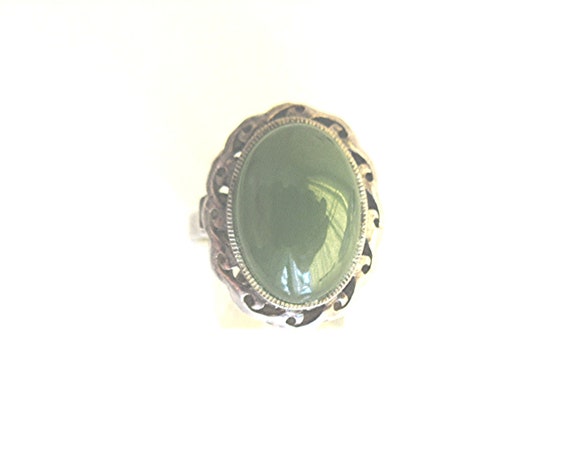 Art Deco Jade Sterling Silver Ring - image 2