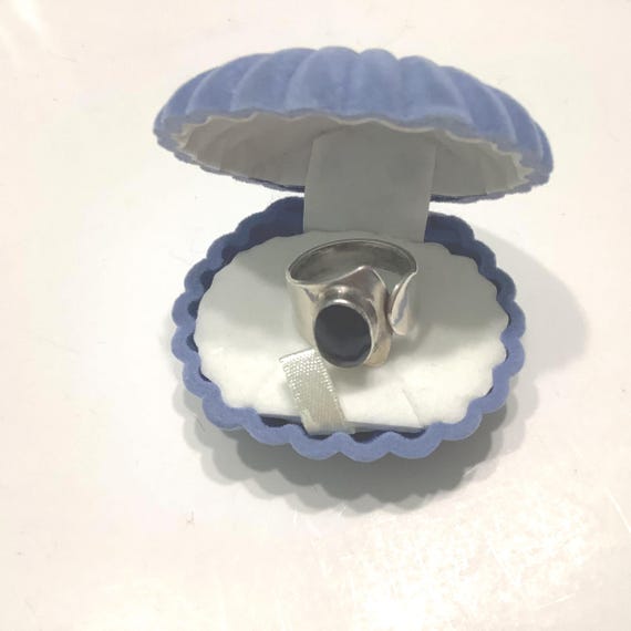 Solid Sterling Silver Mexican Ring with Black Sto… - image 3