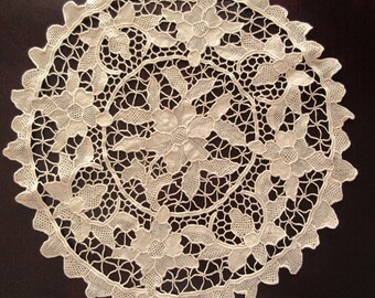Hand Venice Lace Doilies 12 Inches Round Lot of 4 pcs 