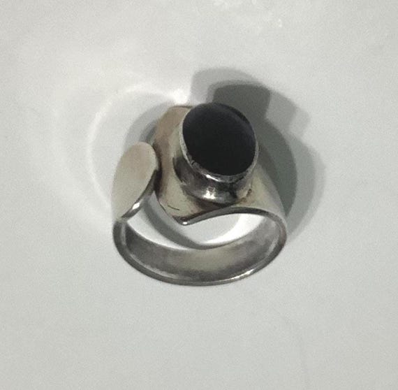 Solid Sterling Silver Mexican Ring with Black Sto… - image 1
