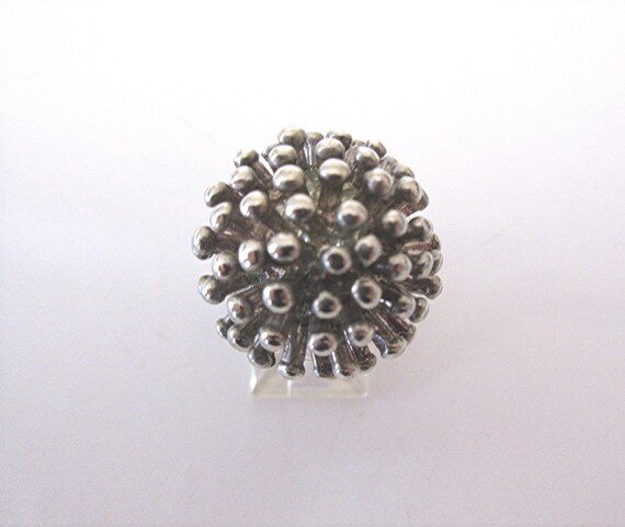 Vintage Solid Sterling Silver Ring, Has Spikes Li… - image 1