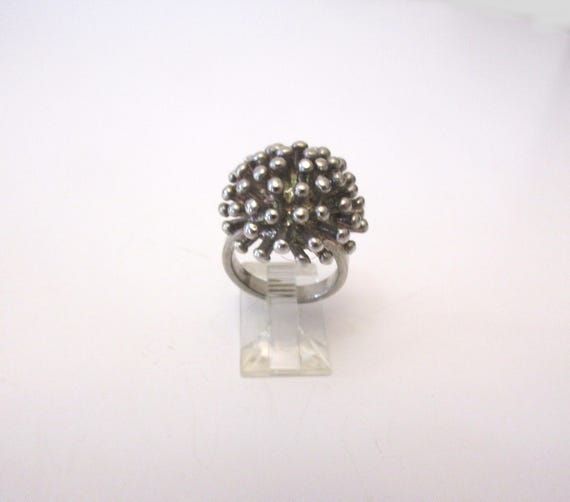Vintage Solid Sterling Silver Ring, Has Spikes Li… - image 2
