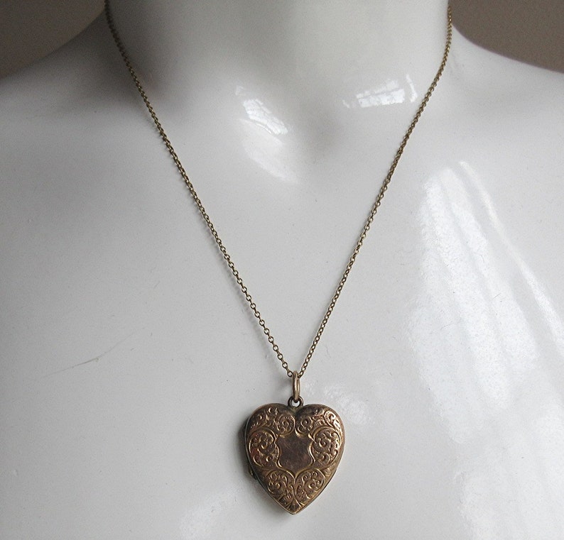 Antique Heart Locket Etched Gold Filled Locket