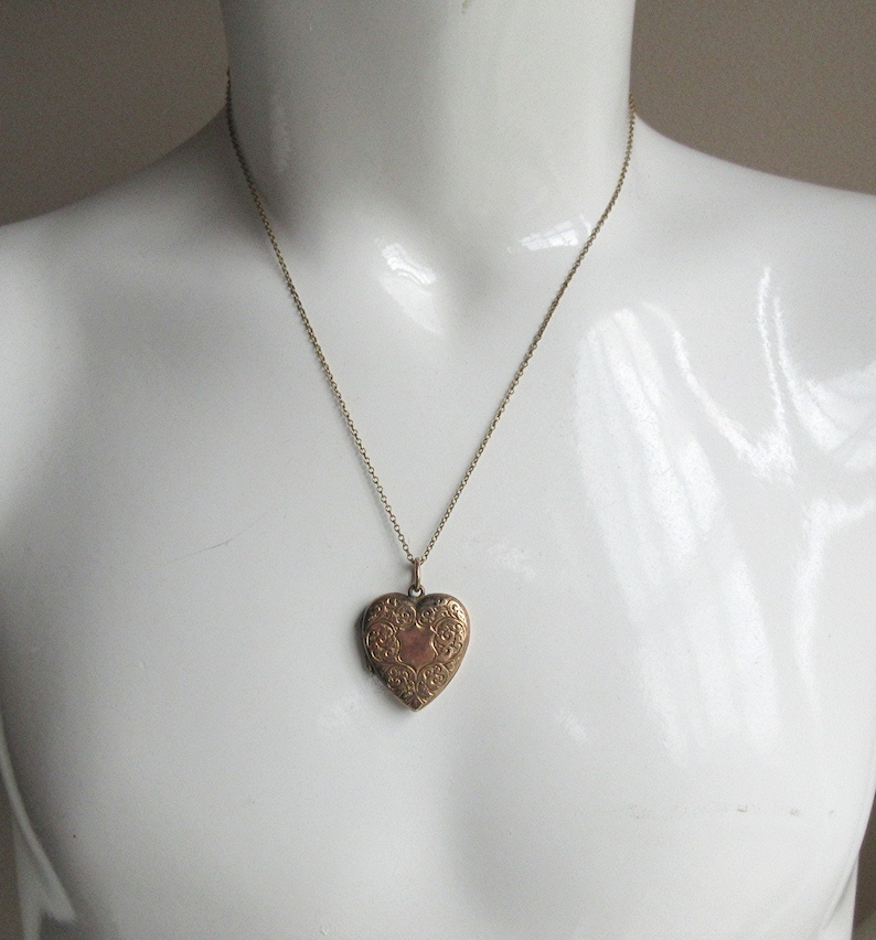 Antique Heart Locket Etched Gold Filled Locket