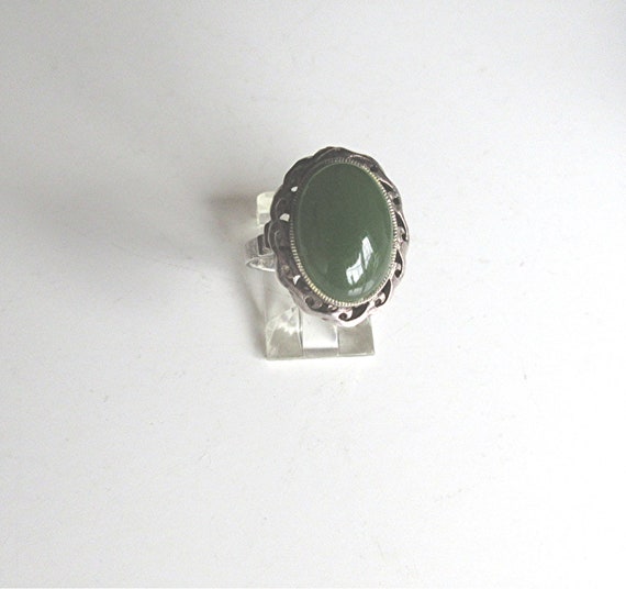 Art Deco Jade Sterling Silver Ring - image 5