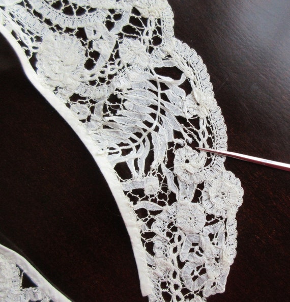 Antique Victorian Hand Made Fine Honiton Lace Col… - image 9