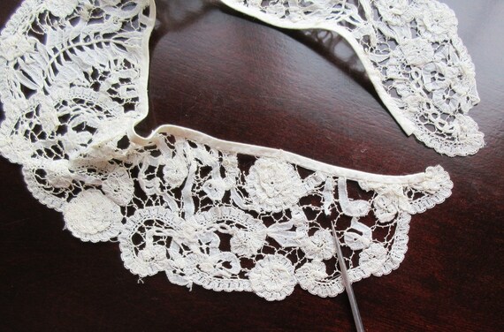 Antique Victorian Hand Made Fine Honiton Lace Col… - image 8