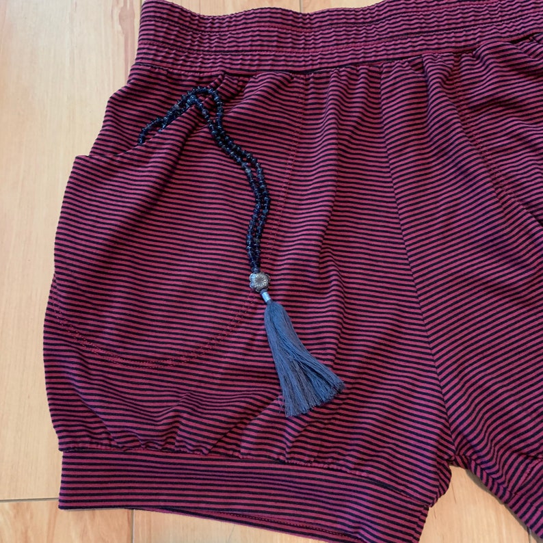 Brick Red Pinstripe Pune Style yoga shorts with Pockets Women/'s + Men/'s, Iyengar Yoga Pocket Shorts -