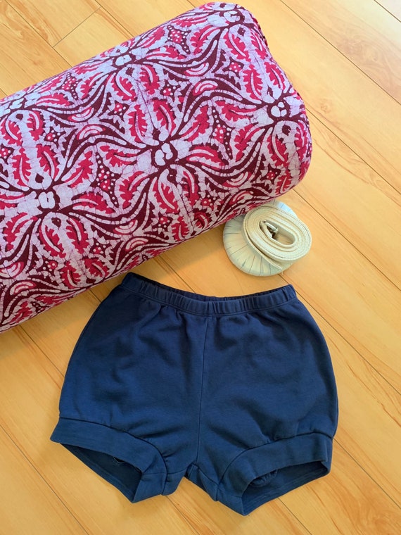 Iyengar yoga bloomers hotsell