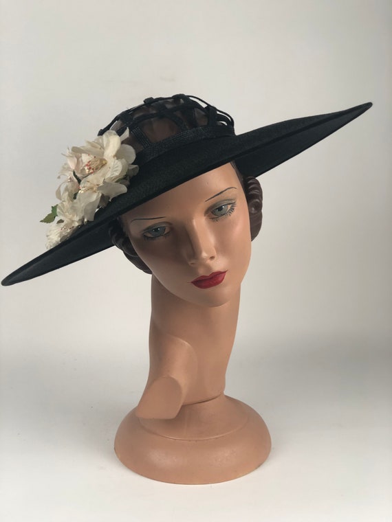 1930s Black Straw Picture Hat With Open Work On Th