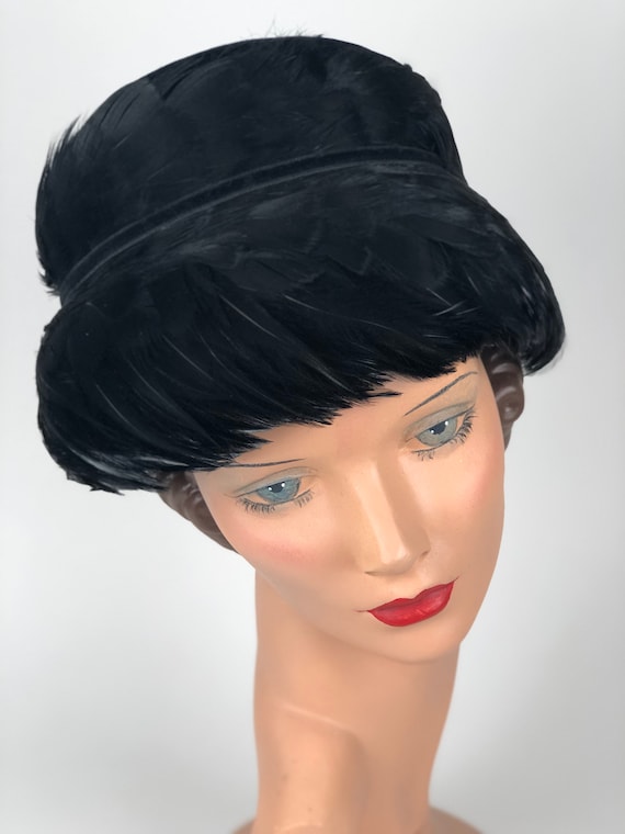 Stunning 1950s Black Feathered Hat