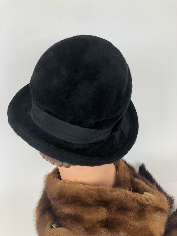 1920's Beautiful Black Brushed Felt Cloche Hat Wi… - image 4