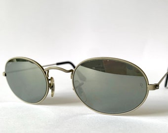 Ray Ban B&L USA Vintage Sunglasses - W0976 Classic Oval Gold Ray Ban B&L USA Vintage Sunglasses - W0976 Classic Oval Gold
