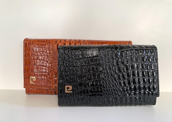 Portefeuille vintage années 70 Pierre Cardin cuir croco noir