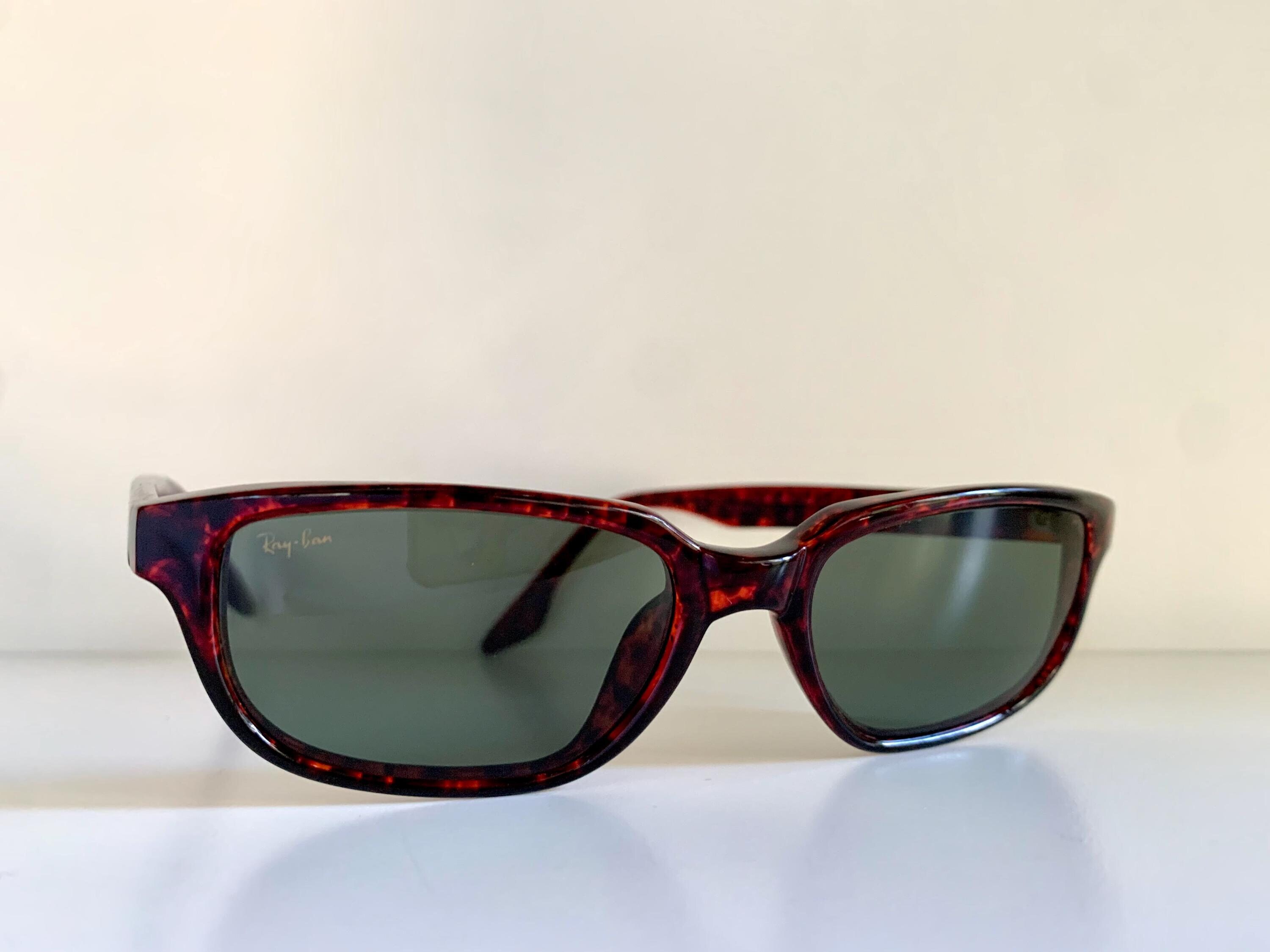B&L Ray-Ban 美品ビンテージ 小粋なオーバルサングラス W2948 B&L Ray-Ban 美品ビンテージ 小粋なオーバルサングラス W2948