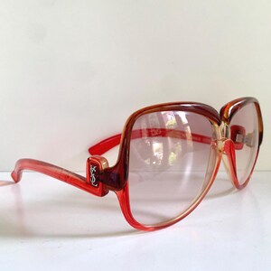 Yves Saint Laurent Transparent Red Gradient Round Oversized Sunglasses Vintage Yves Saint Laurent 8704 P074 – Vintage Frames Company main image 2