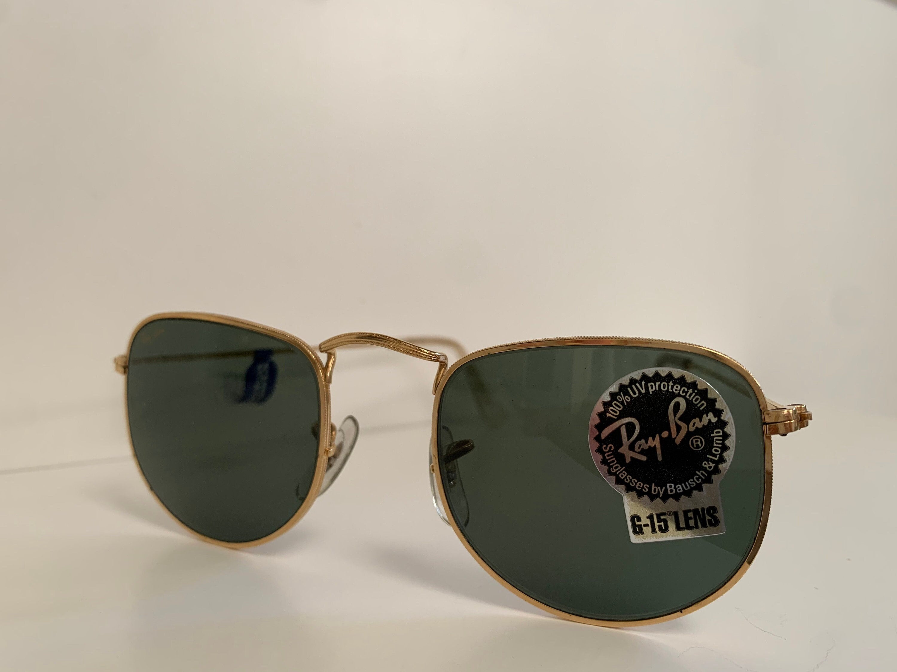 Vintage Ray-Ban Sunglasses For Men and Women - Page 85
