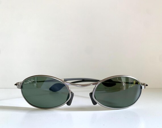 Ray-Ban Silver & Green Oval Metal Dark Sunglasses Amazon.com: Ray-Ban Unisex Rb3847m Oval Sunglasses, Silver  main image 2