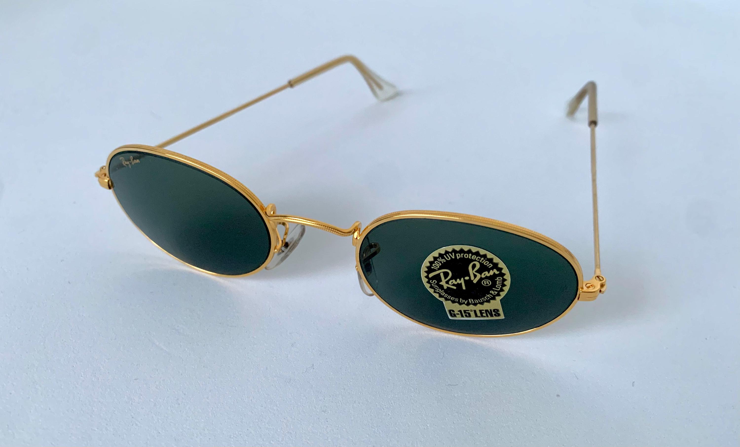 Ray Ban B&L USA Vintage Sunglasses - W0976 Classic Oval Gold