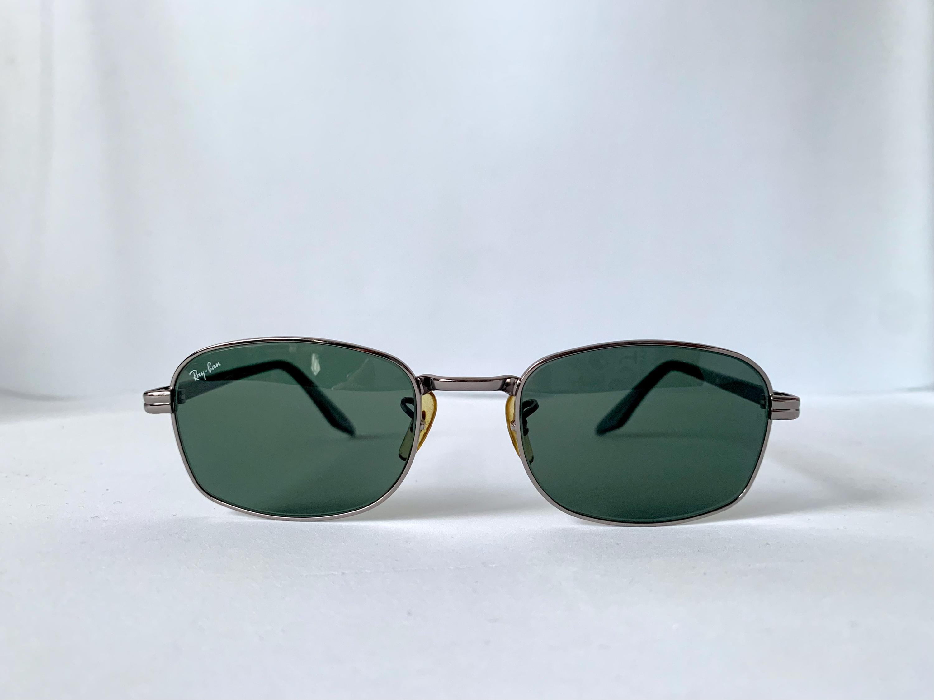 ライト　　Ray-Ban B&L USA サングラス　ヴィンテージ Ray Ban B&L USA Vintage Signet Chromax Gold Frames Rare – Shade