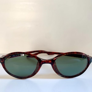 Ray Ban B&L USA Vintage Sunglasses - W2835 Sidestreet - Etsy display picture 2