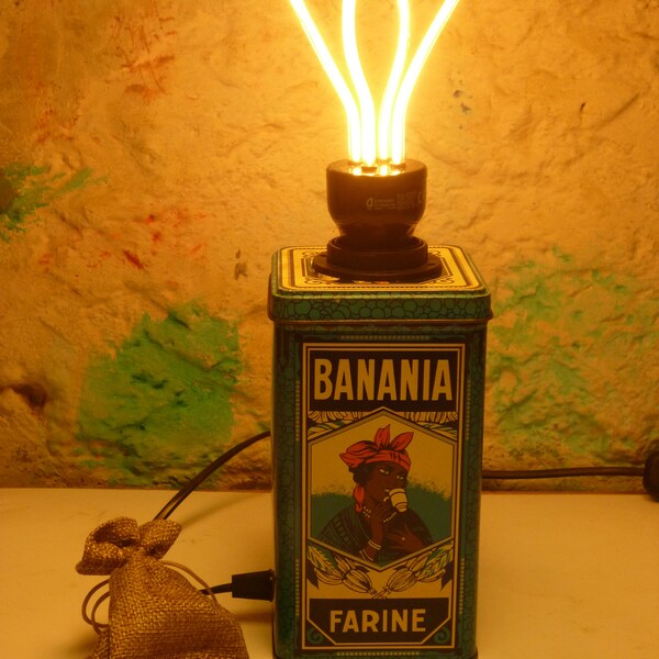 LAMPE - BANANIA - FARINE . Lampe d'ambiance .