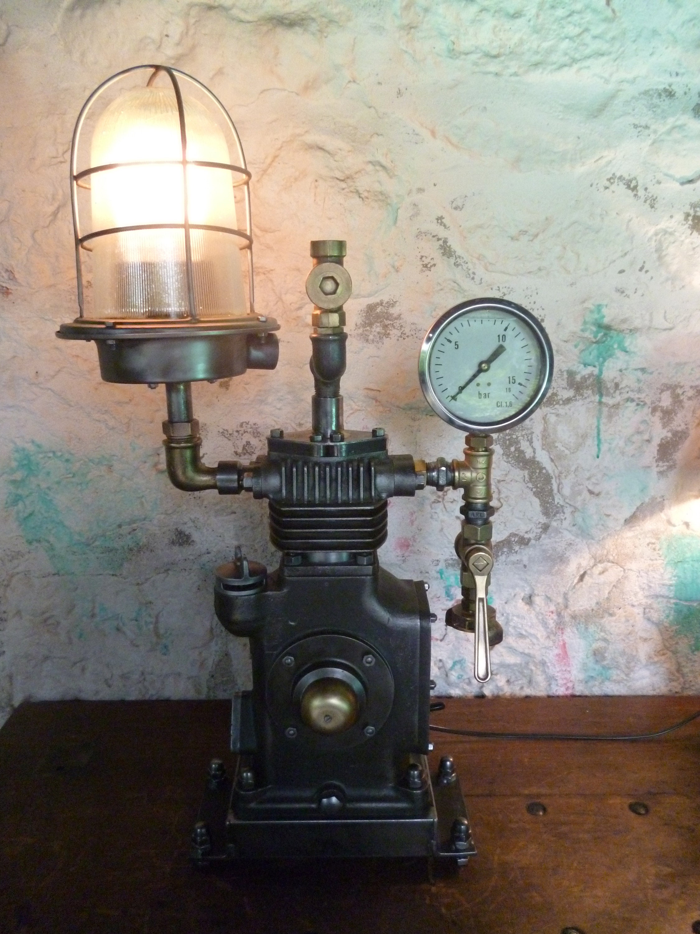 Lampe - Steampunk Compresseur -