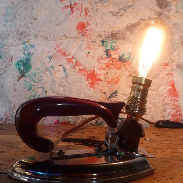 LAMPE - PHILIPS - Fer a repasser de Voyage - upcycling