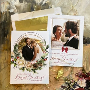 Benutzerdefinierte Weihnachtsfotokarten, personalisierte Feiertagsfamilienfotokarten mit einer Auswahl an folierten Umschlägen