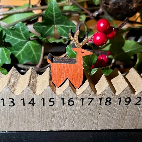 Adventskalender Holz Rentier Adventskalender Zählen der Tage vor Weihnachten Holzadventskalender für Kinder zur Weihnachtszeit