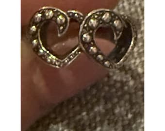 Vintage 925 Sterling Silver Vintage Double Heart Dainty Ring Size 6 Excellent