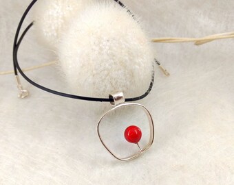 PoP - Sterling Silver pendants with intense red glass bead - 2 sizes