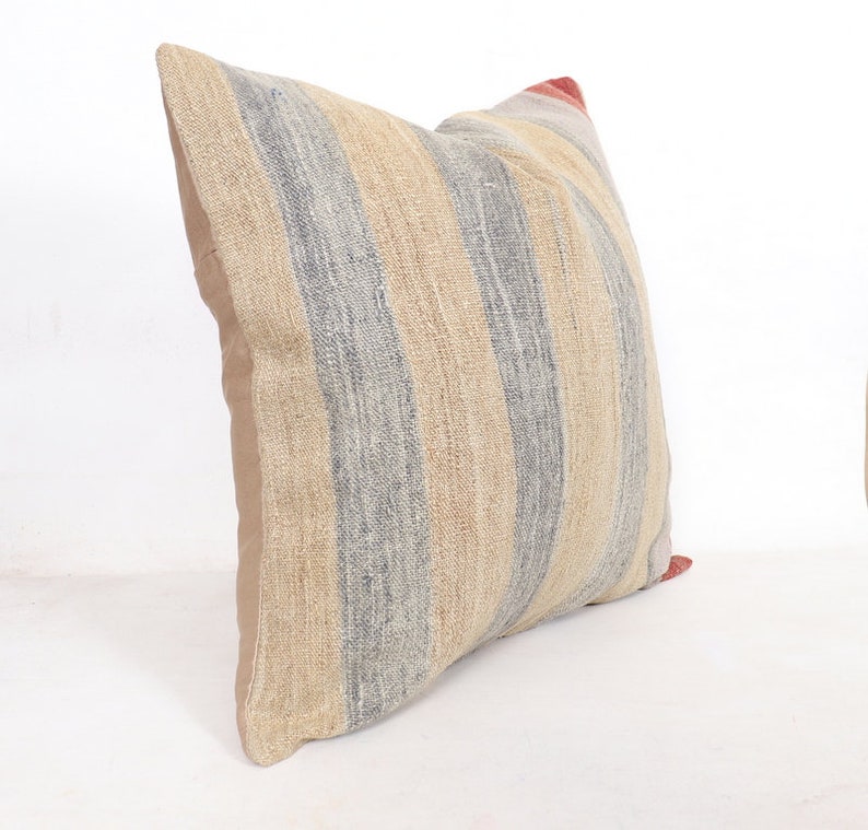 60x60 Pillow 24x24 inc Knitted Throw Primitive Pillow floral throw Sofa Seat Brown Cushion Cover Kilim Pillow Shabby Chic Cushion