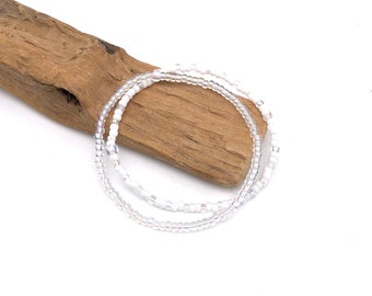 Set van 2 stretch zaad kraal armbandjes/ enkelbandjes, armband minimalistisch, miyuki armband, kralen enkelbandje, kleine kralen armband