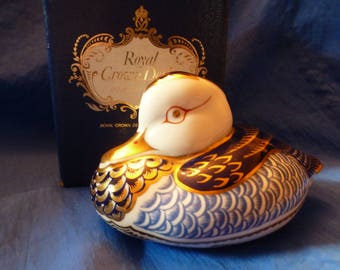 Vintage Royal Crown Derby Hand Painted OWL Imari Figurine