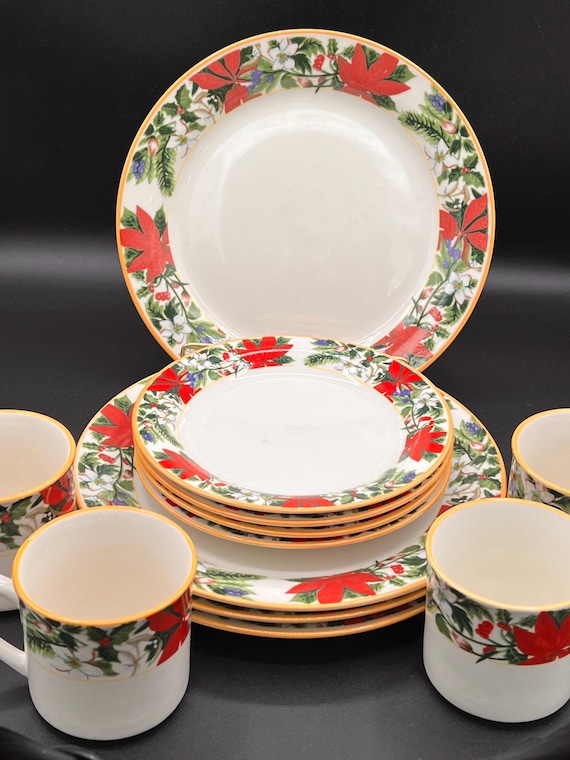 Vintage Gibson Home Everyday Poinsettia Cheer Holiday Place