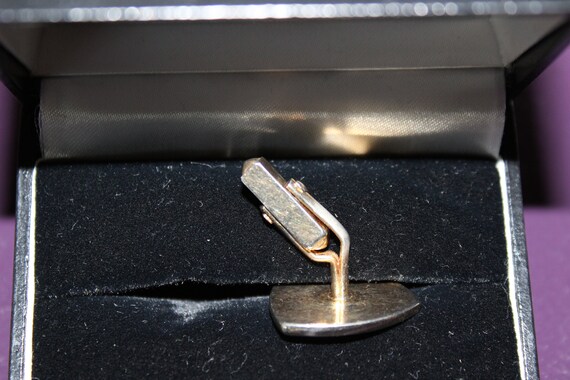 Gold tone cufflinks | Shield cufflinks | Vintage … - image 3