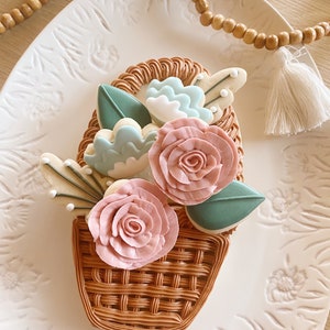 Mother&#39;s Day Basket Platter / Spring Floral Basket Platter Cookie Cutter Set