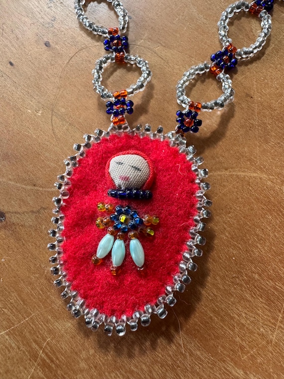 Vintage  Native American seed bead necklace