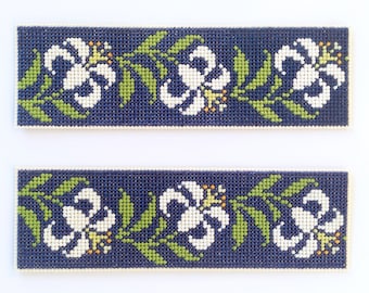 White Lilies Cross Stitch Bookmark PDF, Flowers Border Digital Pattern