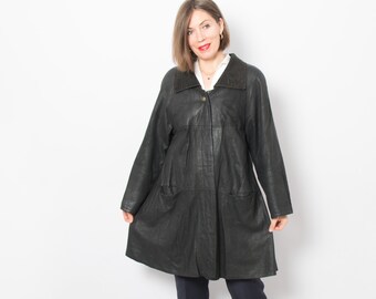 Vintage 90s 'Canda' C&A Black Swing Leather Coat Jacket M L