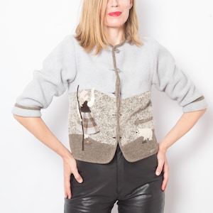 Cardigan autrichien, veste en feutre Shepard, veste en laine grise avec empiècement en mouton, boutonnage simple avec poches, petite taille image 1