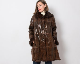 UNIQUE ORIGINAL Vintage Patent Leather & Fur Coat Swing Leather Coat Fur Lined Coat will fit M, L for Lady Gift