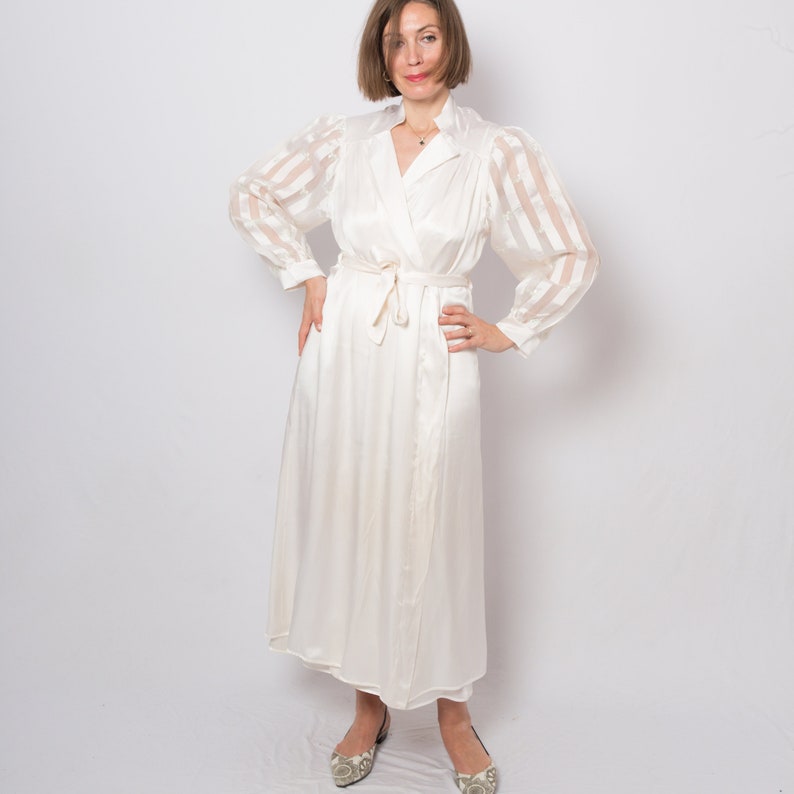 Vintage Peignoir Set Nightgown Robe Set Long Silk White Dressing Gown Silk Slip Dress Gift for Bride Large Size image 1
