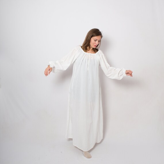 70s Maxi White Cotton Long Sleeve Nightgown Bohemi