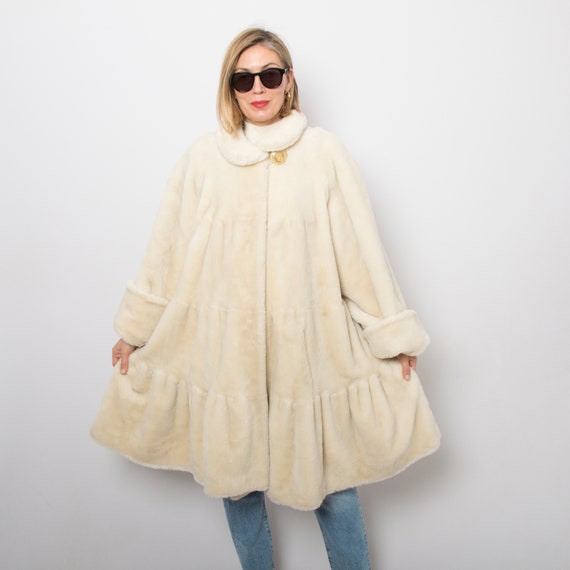 LUX Vintage Fluffy Coat Faux Fur Swing Coat Winte… - image 3