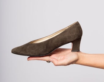 Bally 80s Taupe Suede Pumps by Bally UK 4.5 